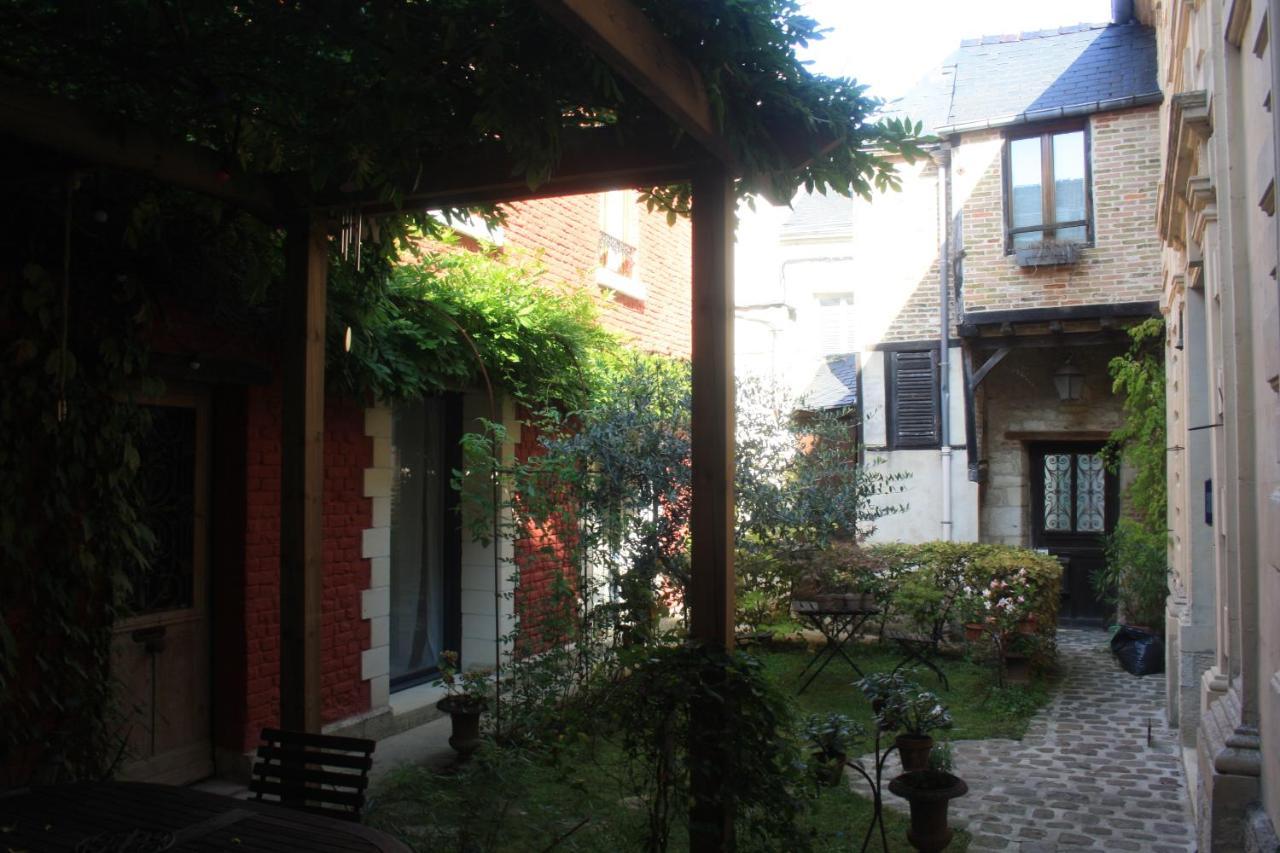 Le Refuge Des Cordeliers Apartment Laon Exterior photo