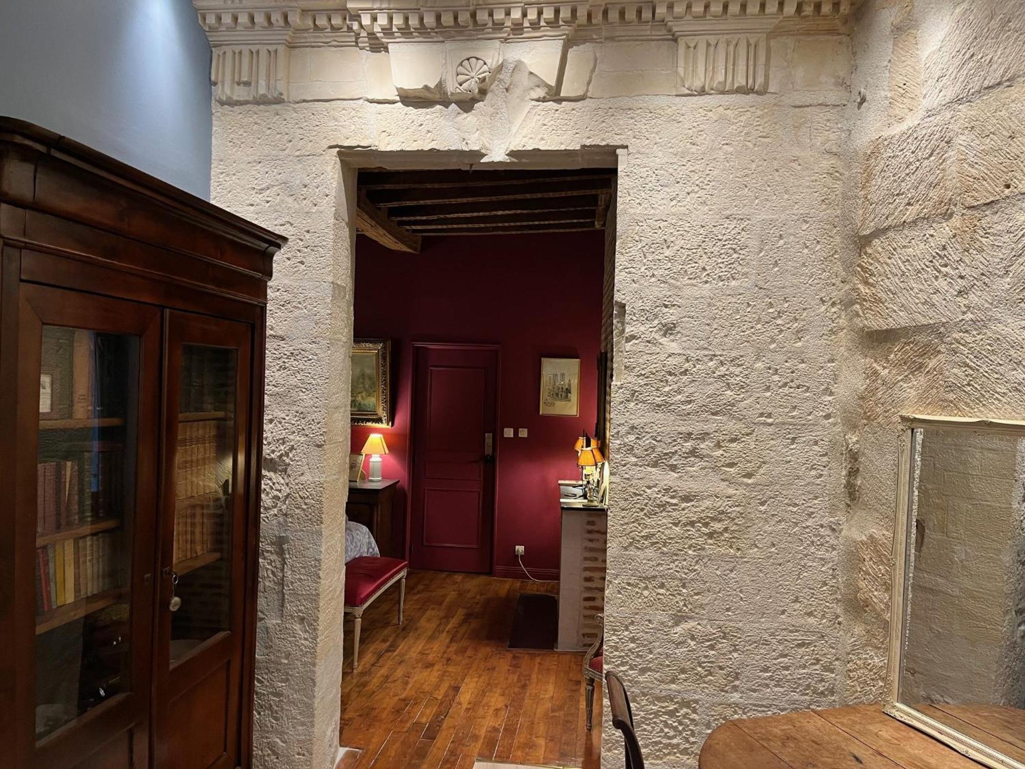 Le Refuge Des Cordeliers Apartment Laon Room photo