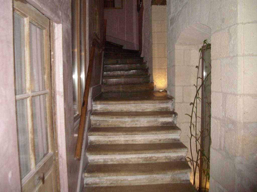 Le Refuge Des Cordeliers Apartment Laon Exterior photo
